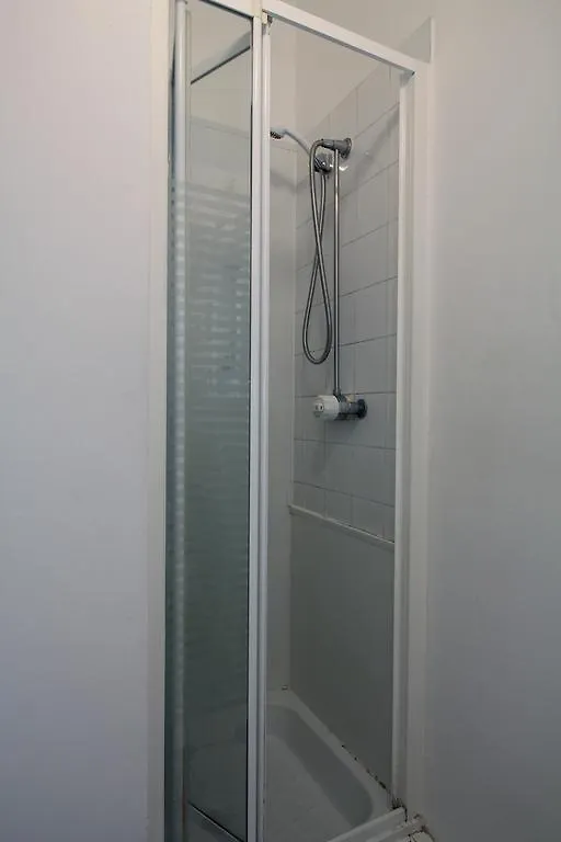Stoneybatter Self Catering Apartment دبلن 0*,